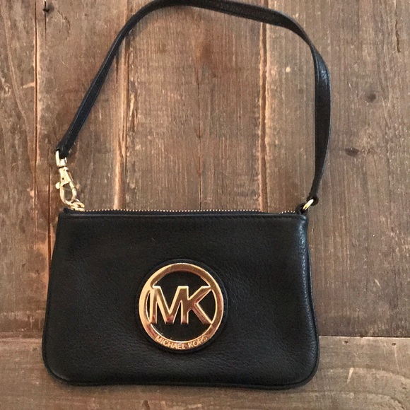 mk round purse